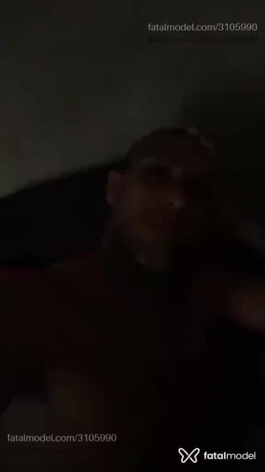 Acompanhante homem com cabelo colorido de olhos castanhos em Garuva - Chupoedougst