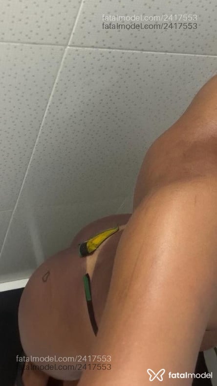 Acompanhante mulher loira (o) de olhos pretos em Porto Seguro - Belaa