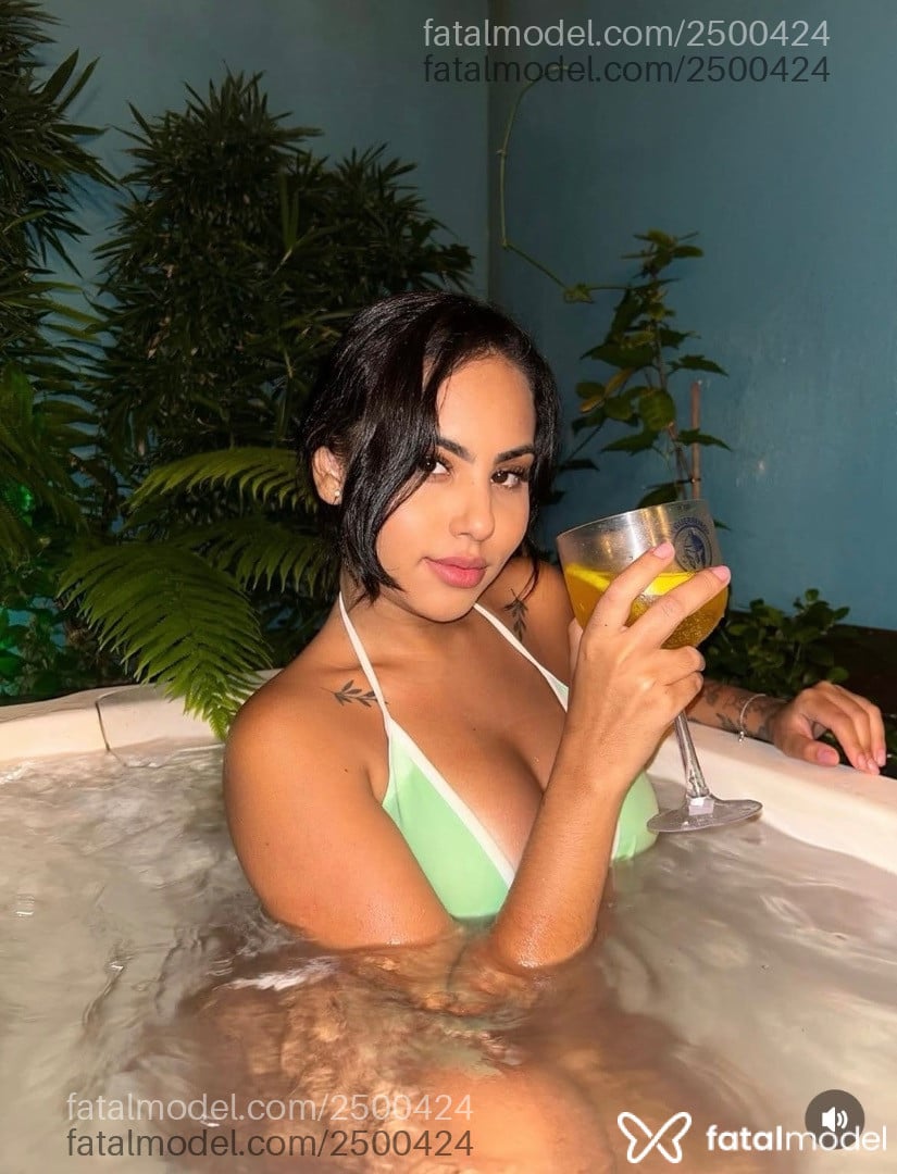 Acompanhante mulher morena (o) de olhos pretos em Belo Horizonte - Bruna Castellani