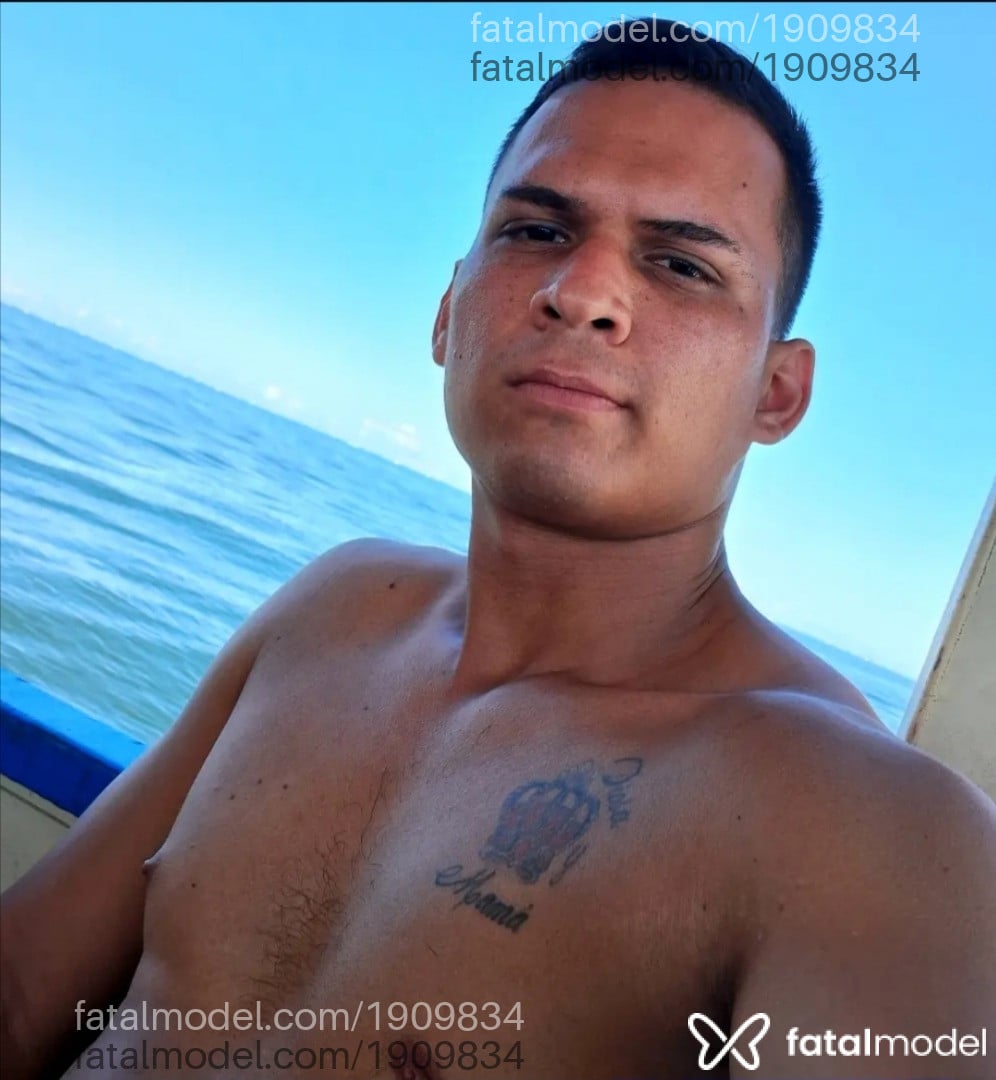 Acompanhante homem com cabelo castanho de olhos castanhos em Passo Fundo Acompanhante homem com cabelo castanho de olhos castanhos em Passo Fundo - Bill Antonio