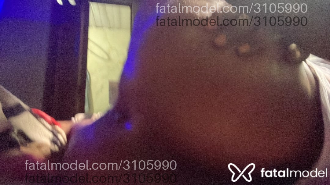 Acompanhante homem com cabelo colorido de olhos castanhos em Garuva - PassiivoGvr