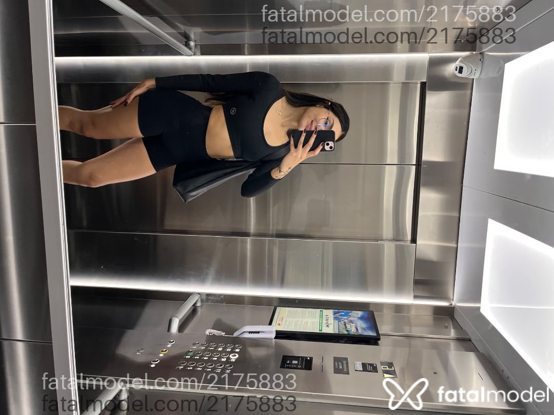 Acompanhante mulher com cabelo castanho de olhos castanhos em São Paulo - Angel