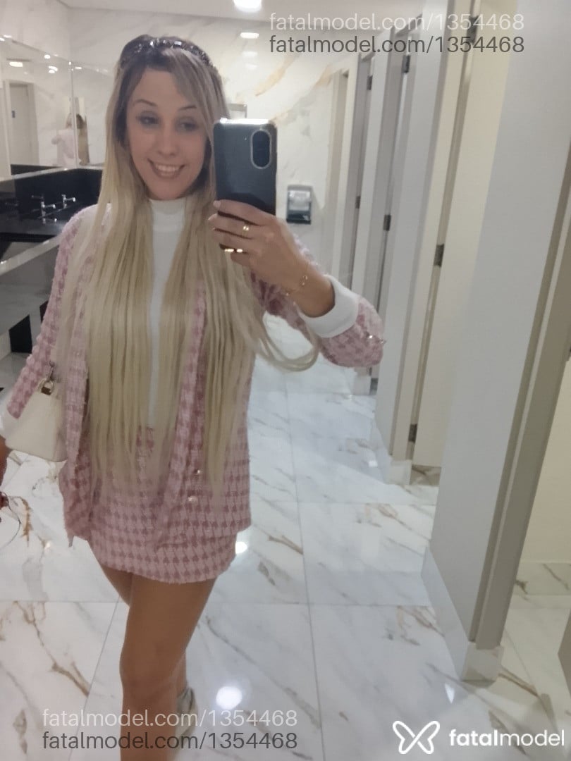 Acompanhante mulher loira (o) de olhos verdes em Chapecó - Ana Ani