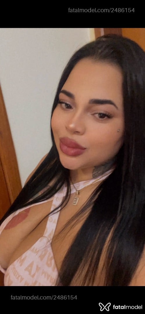 Acompanhante mulher morena (o) de olhos pretos em Canoas - Livia