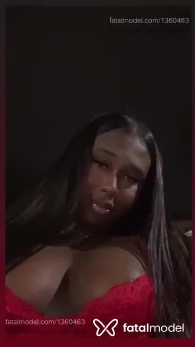 Acompanhante travesti com cabelo castanho de olhos castanhos em Juiz de Fora Acompanhante travesti com cabelo castanho de olhos castanhos em Juiz de Fora - Dhyana sampaio