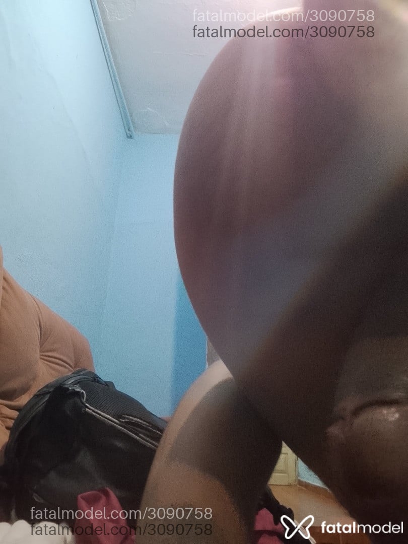 Acompanhante homem com cabelo castanho de olhos castanhos em Macaé - Ricardão