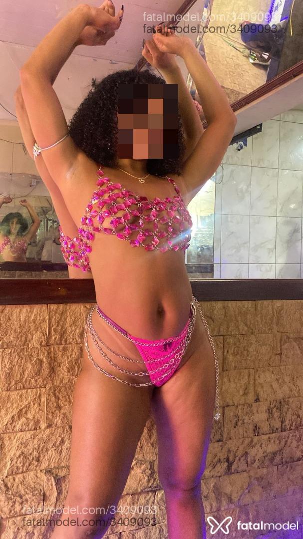Acompanhante mulher com cabelo castanho de olhos castanhos em São Paulo - Thalia Sol