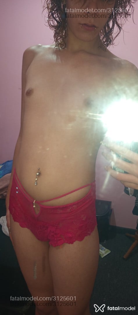 Acompanhante mulher trans loira (o) de olhos castanhos em São Paulo - Sabrina