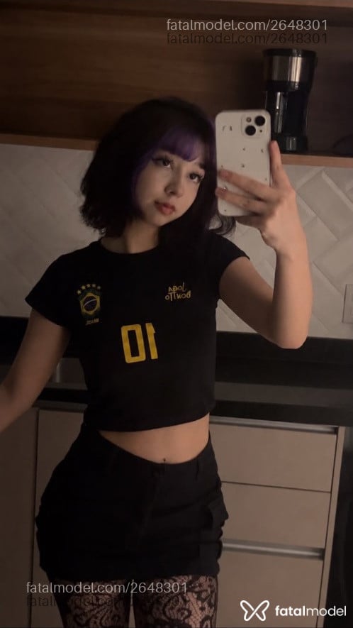 Acompanhante mulher com cabelo castanho de olhos castanhos em São Paulo - Kalina