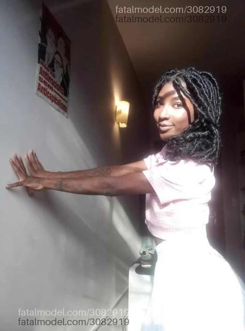Acompanhante mulher morena (o) de olhos pretos em Pelotas - Pretinhaebony