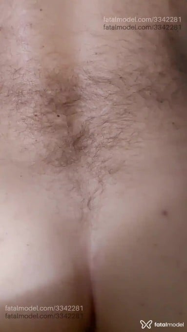 Acompanhante homem com cabelo grisalho de olhos castanhos em Umuarama Acompanhante homem com cabelo grisalho de olhos castanhos em Umuarama - Reno