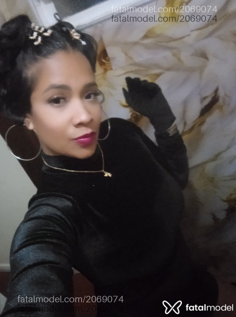 Acompanhante mulher com cabelo castanho de olhos castanhos em Campinas - Belinha Glace