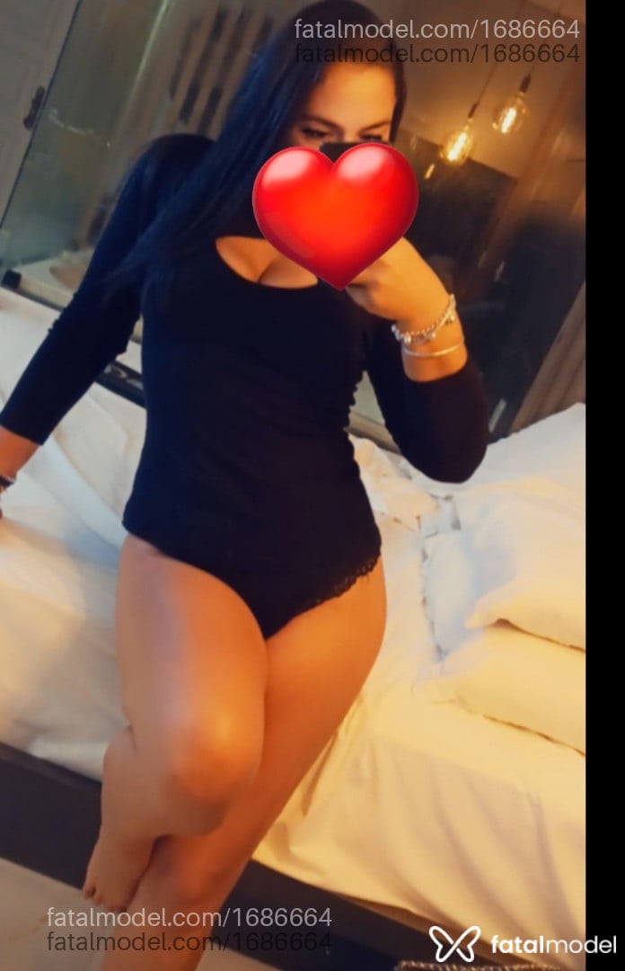 Acompanhante mulher morena (o) de olhos castanhos em São Paulo - Mel Lins