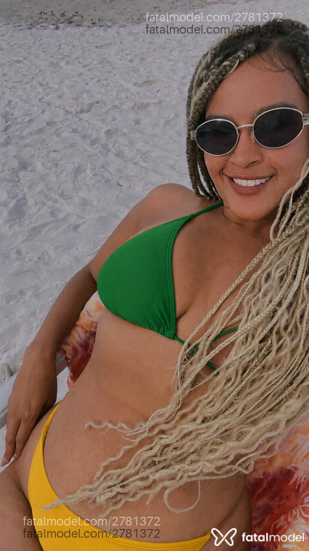 Acompanhante mulher loira (o) de olhos pretos em Cabo Frio - Dafne