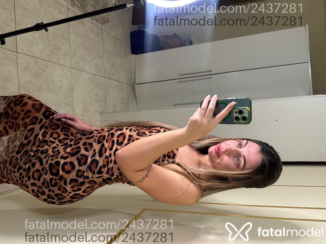 Acompanhante mulher loira (o) de olhos azuis em Curitiba - Bruliz
