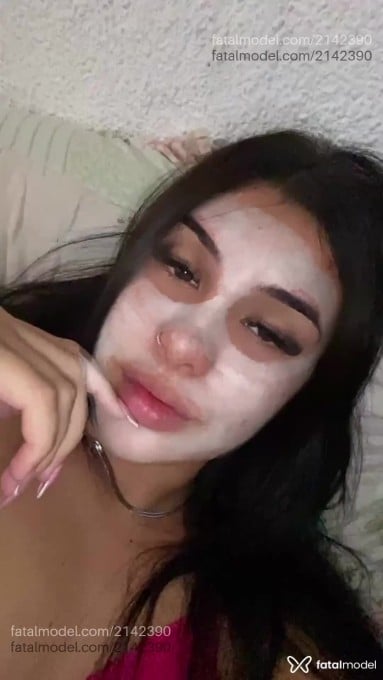 Acompanhante mulher morena (o) de olhos castanhos em Taubaté Acompanhante mulher morena (o) de olhos castanhos em Taubaté - Mel Santos