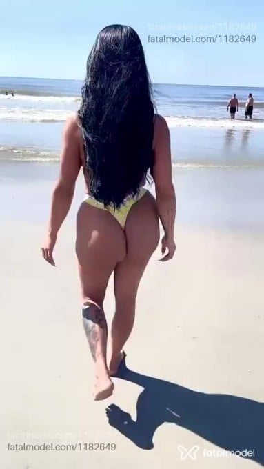 Acompanhante mulher trans morena (o) de olhos castanhos em Balneário Camboriú Acompanhante mulher trans morena (o) de olhos castanhos em Balneário Camboriú - Stefanny Castro
