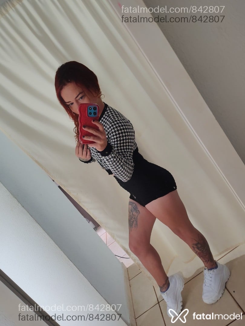 Acompanhante travesti ruiva (o) de olhos castanhos em São José do Rio Preto - Danii
