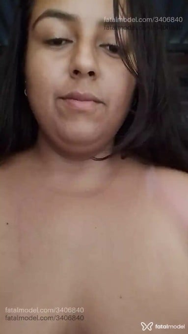 Acompanhante mulher morena (o) de olhos castanhos em Virtual Acompanhante mulher morena (o) de olhos castanhos em Virtual - Regina Batista