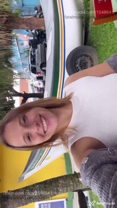 Acompanhante mulher loira (o) de olhos castanhos em Matinhos - Diovana
