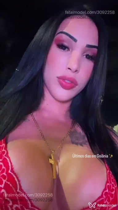 Acompanhante mulher trans morena (o) de olhos castanhos - Mirella Medeiros Acompanhante mulher trans morena (o) de olhos castanhos - Mirella Medeiros