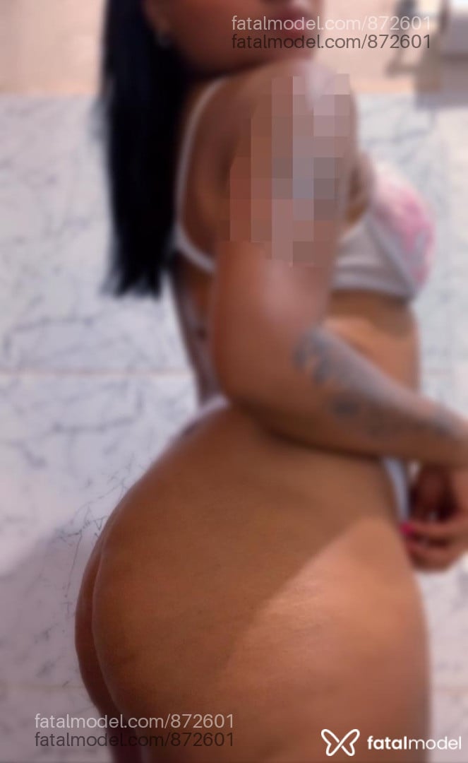 Acompanhante mulher morena (o) de olhos castanhos em Uberlândia - Ingrid