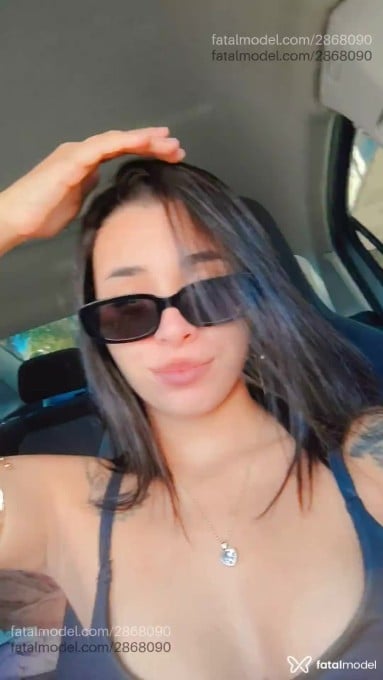 Acompanhante mulher morena (o) de olhos castanhos - Bruna Acompanhante mulher morena (o) de olhos castanhos - Bruna