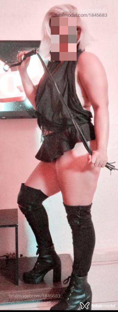 Acompanhante mulher loira (o) de olhos castanhos em Birigui Acompanhante mulher loira (o) de olhos castanhos em Birigui - Kellen Fontinelle