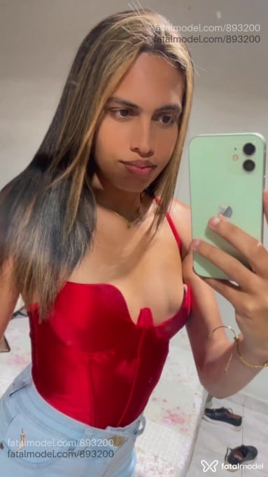 Acompanhante mulher trans morena (o) de olhos pretos em Rio Claro Acompanhante mulher trans morena (o) de olhos pretos em Rio Claro - Maria Julia