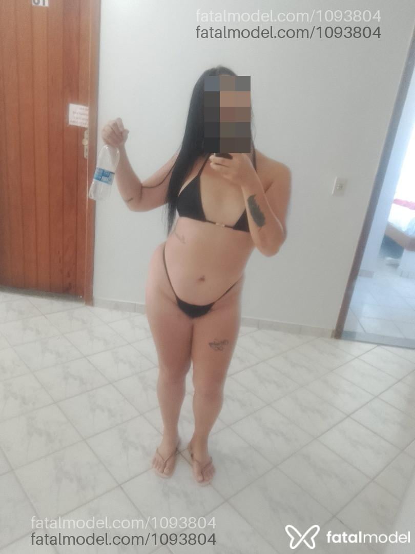 Acompanhante mulher morena (o) de olhos verdes em Guarapari - Jade Araújo