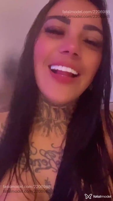 Acompanhante mulher morena (o) de olhos castanhos - Larissa Acompanhante mulher morena (o) de olhos castanhos - Larissa
