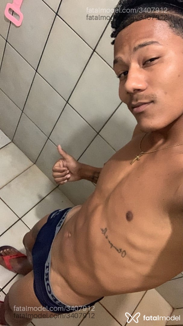 Acompanhante homem morena (o) de olhos pretos em Ribeirão Preto - Wesley Campos
