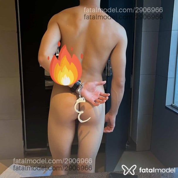 Acompanhante homem com cabelo castanho de olhos castanhos em Dourados - Rafael