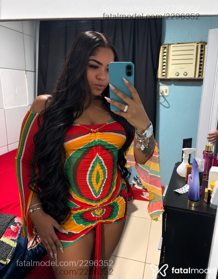Acompanhante mulher morena (o) de olhos verdes em Petrópolis - Paola