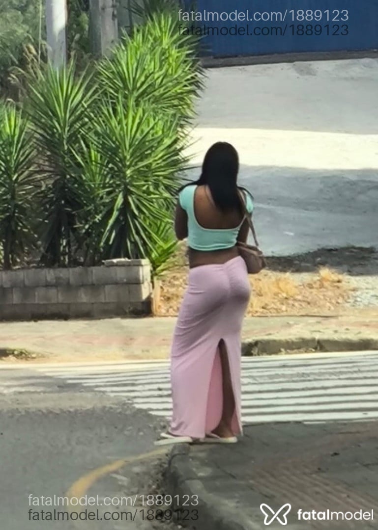 Acompanhante mulher morena (o) de olhos pretos em Curitiba - Karol