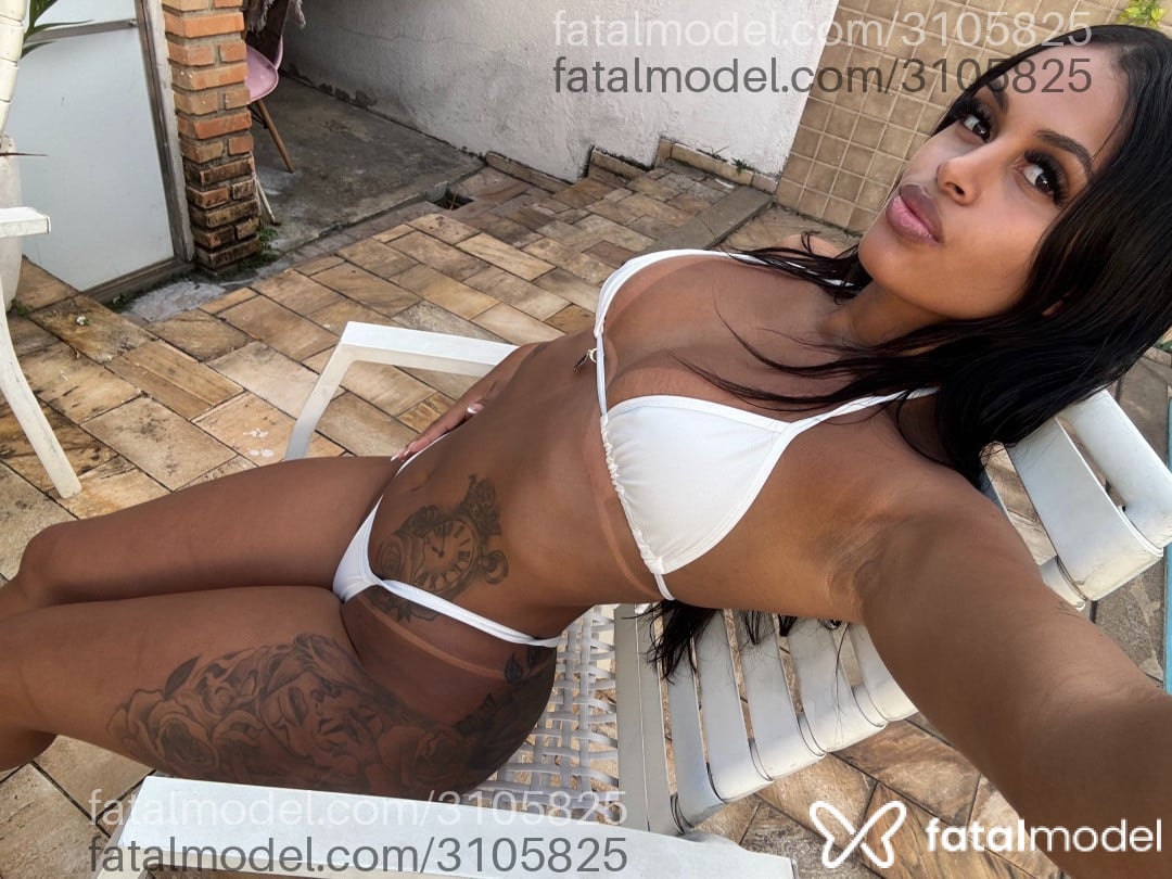 Acompanhante mulher morena (o) de olhos castanhos em Belo Horizonte - Scarllet