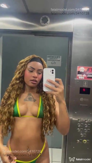 Acompanhante mulher morena (o) de olhos castanhos em São Paulo - Steffanny