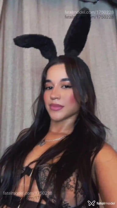 Acompanhante mulher morena (o) de olhos pretos em Maceió Acompanhante mulher morena (o) de olhos pretos em Maceió - Camila Ferraz