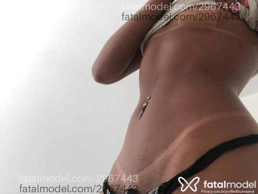 Acompanhante mulher com cabelo castanho de olhos castanhos em Palmas - Mia Russo