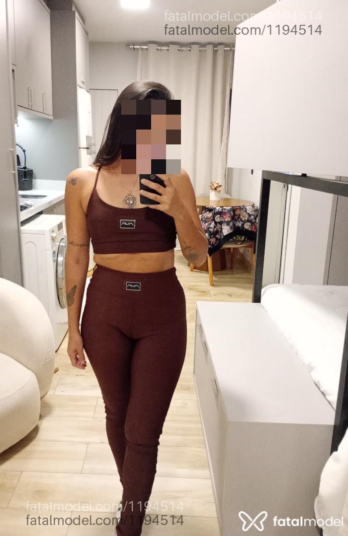 Acompanhante mulher com cabelo castanho de olhos castanhos em Criciúma - Mônica