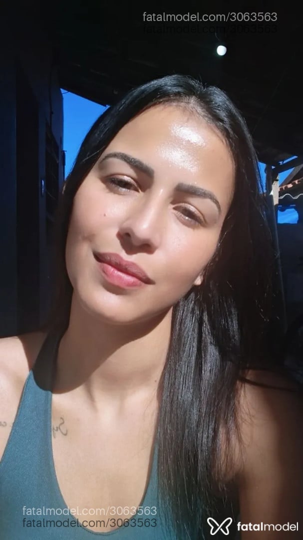Acompanhante mulher morena (o) de olhos castanhos em São José do Rio Preto - Barbara