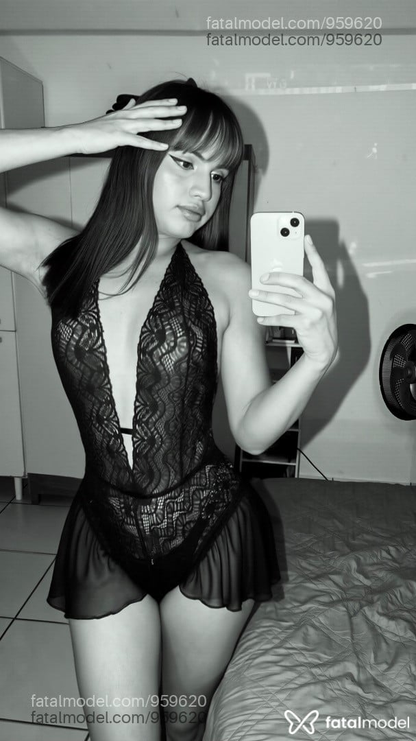 Acompanhante mulher trans com cabelo castanho de olhos castanhos em São Paulo - Angel