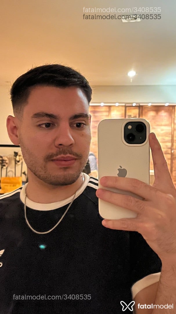 Acompanhante homem morena (o) de olhos castanhos em São Paulo - Rafael Sprinkler