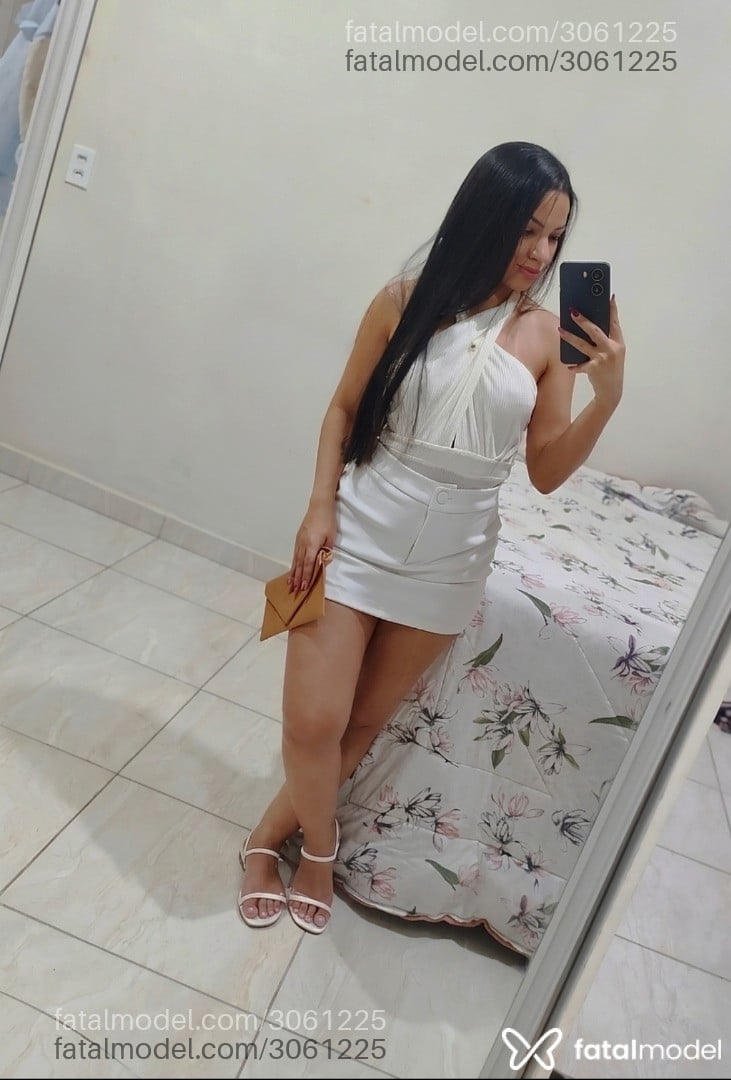 Acompanhante mulher com cabelo castanho de olhos castanhos em Manaus - Ketlen