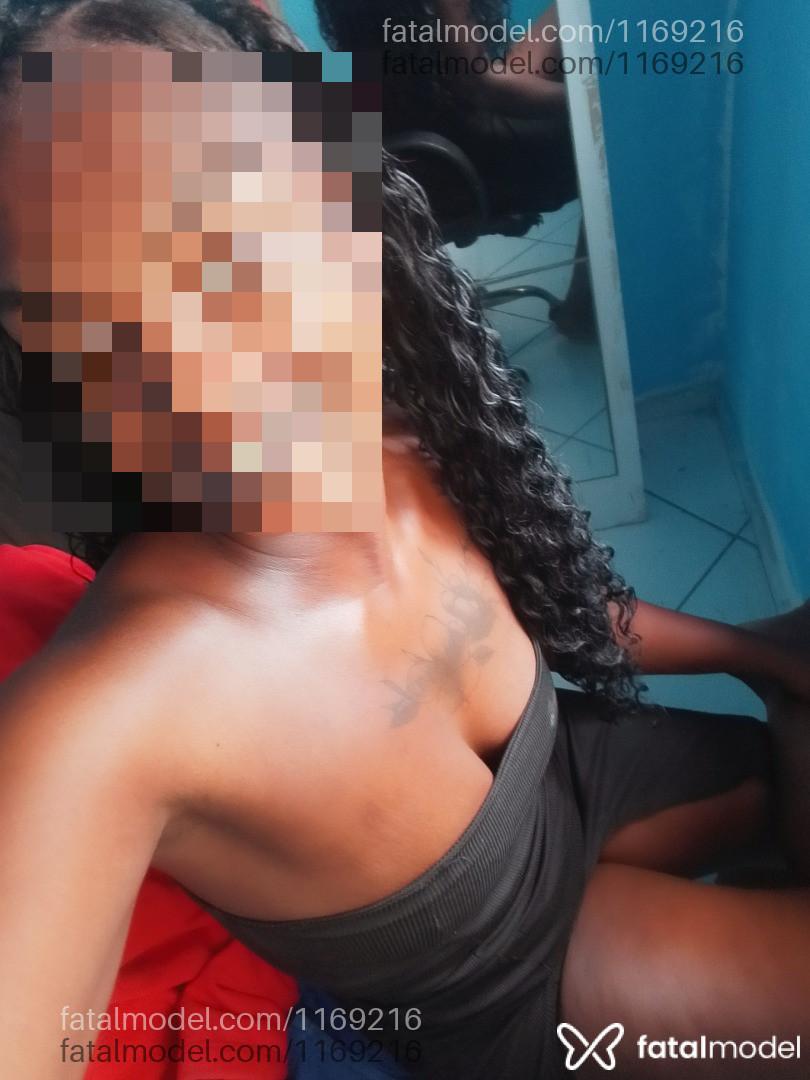 Acompanhante mulher morena (o) de olhos castanhos em Camaçari - Maria Paula