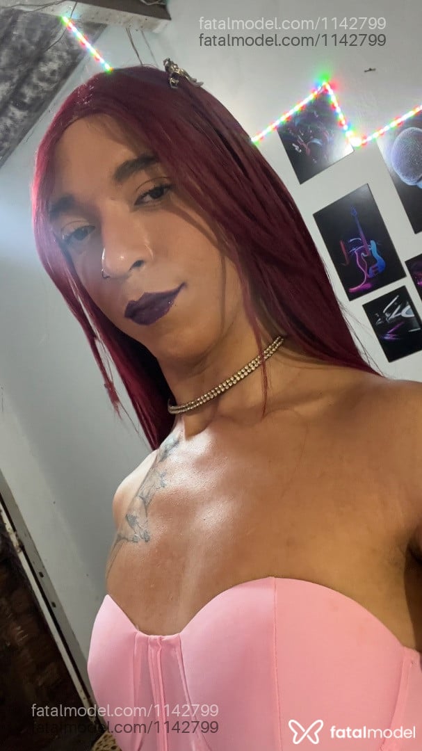 Acompanhante travesti loira (o) de olhos castanhos em Marília - Baah Santtos