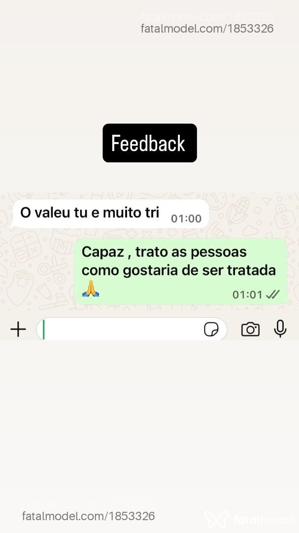 Acompanhante mulher com cabelo castanho de olhos verdes em Camaquã - Maitê