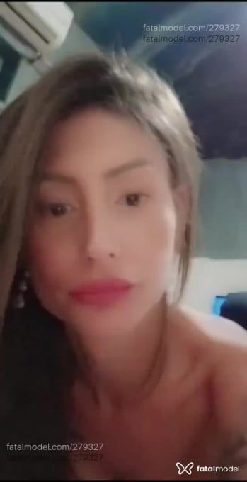 Acompanhante mulher trans morena (o) de olhos castanhos em Criciúma - Luana Rafaella