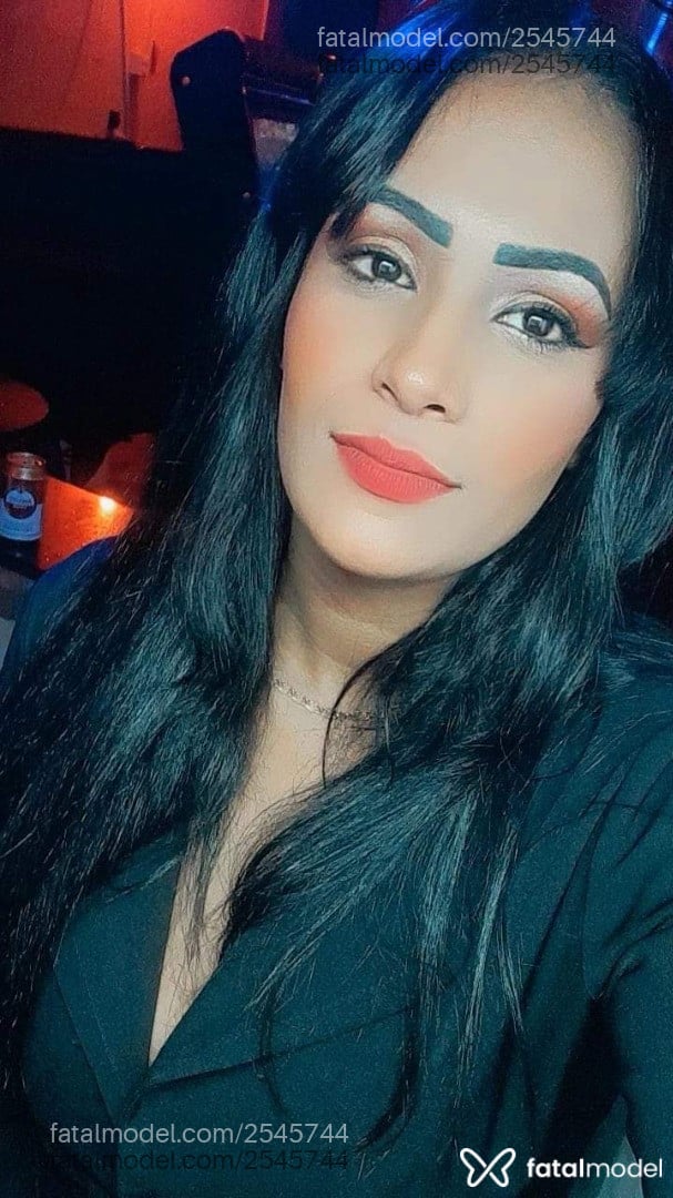 Acompanhante mulher morena (o) de olhos castanhos em Sertãozinho Acompanhante mulher morena (o) de olhos castanhos em Sertãozinho - Lupy