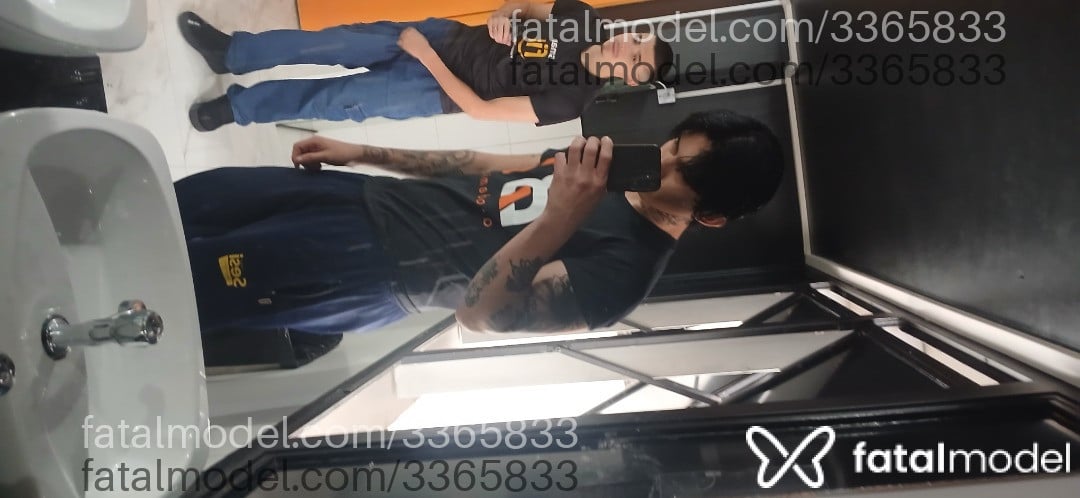 Acompanhante homem morena (o) de olhos castanhos em Ponta Grossa - Matmat